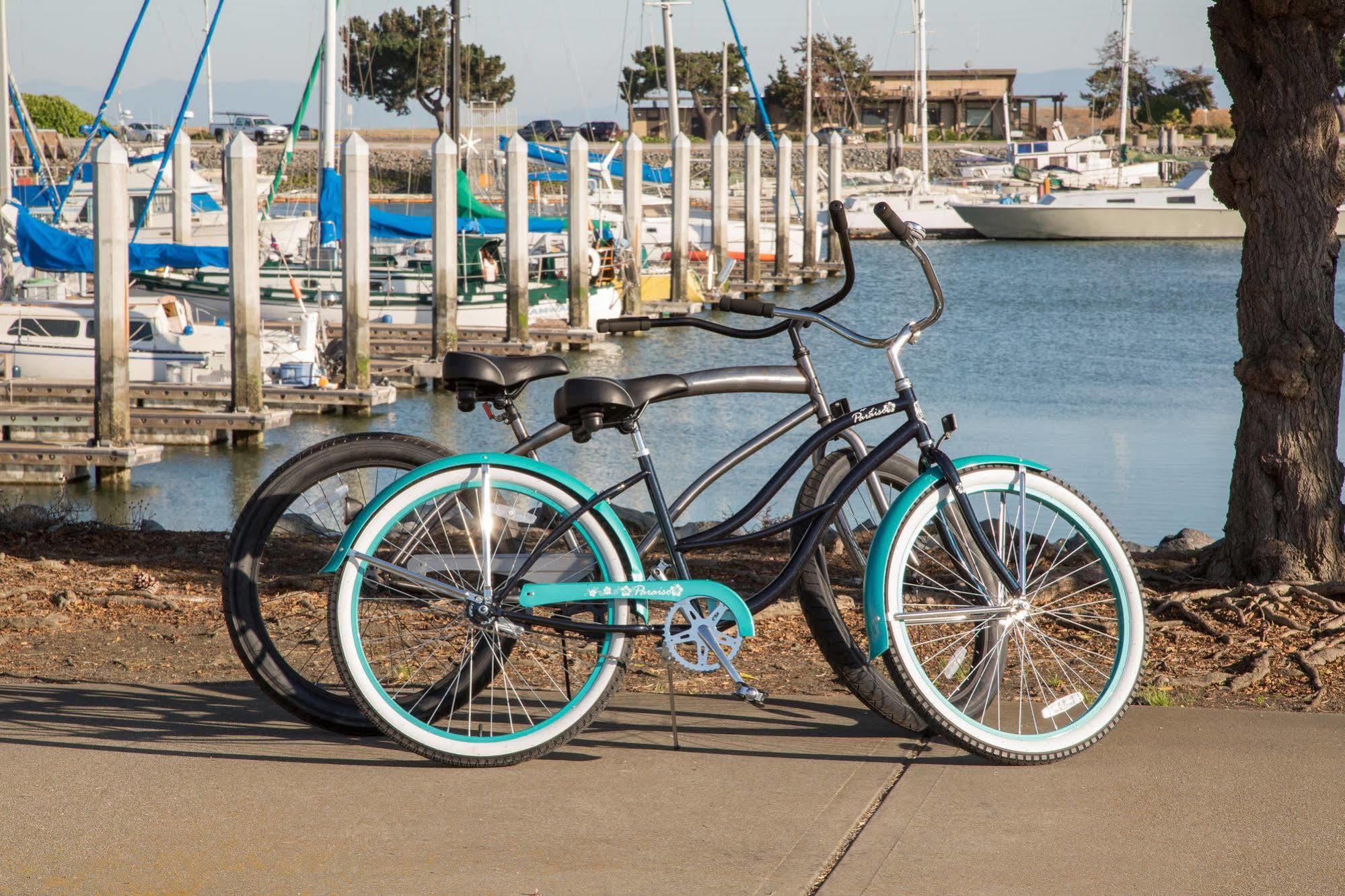 The Marina On San Francisco Bay 3*